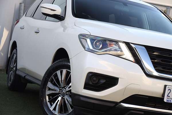 2019 Nissan Pathfinder ST R52 Series III