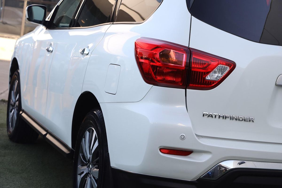 2019 Nissan Pathfinder ST R52 Series III