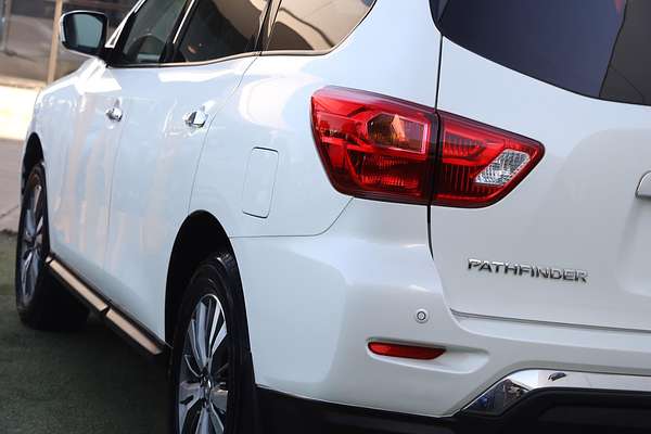 2019 Nissan Pathfinder ST R52 Series III