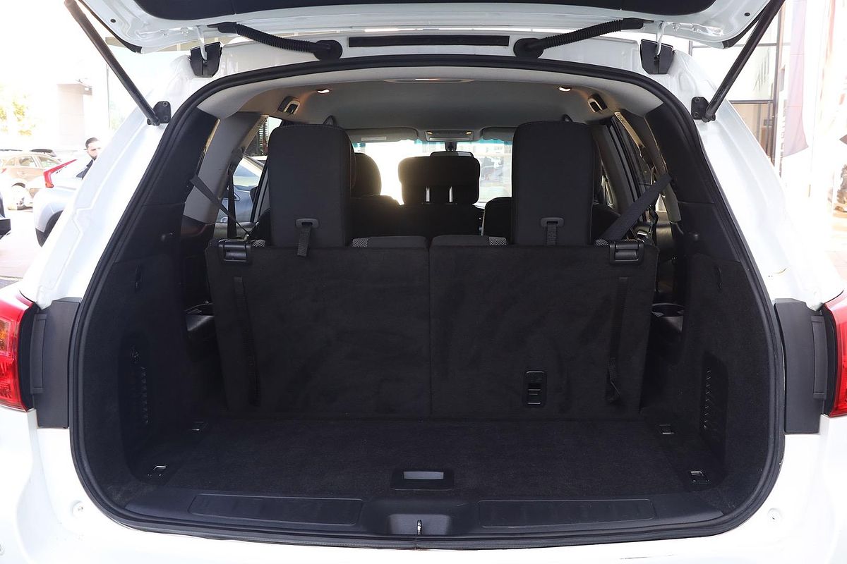 2019 Nissan Pathfinder ST R52 Series III