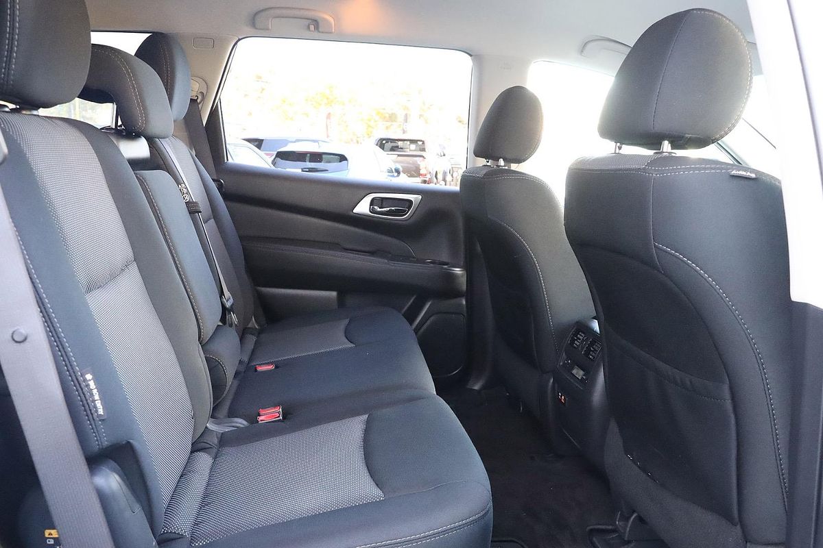 2019 Nissan Pathfinder ST R52 Series III