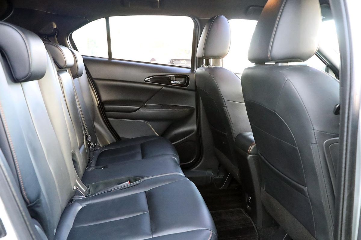 2020 Mitsubishi Eclipse Cross Exceed YA