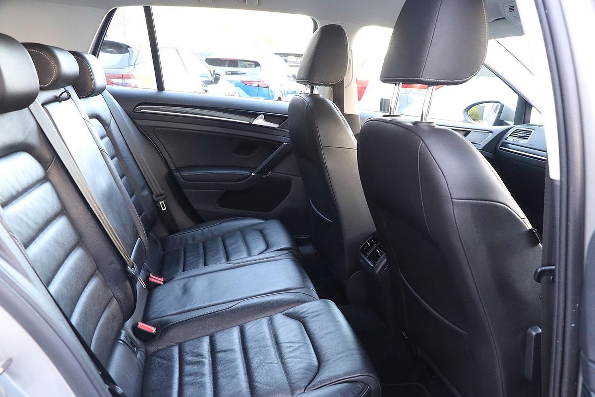 2016 Volkswagen Golf 110TSI Highline 7