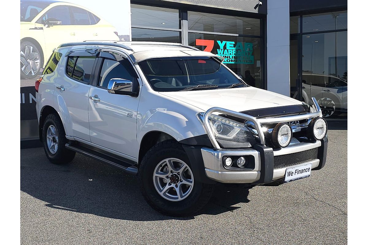 2017 Isuzu MU-X LS-T