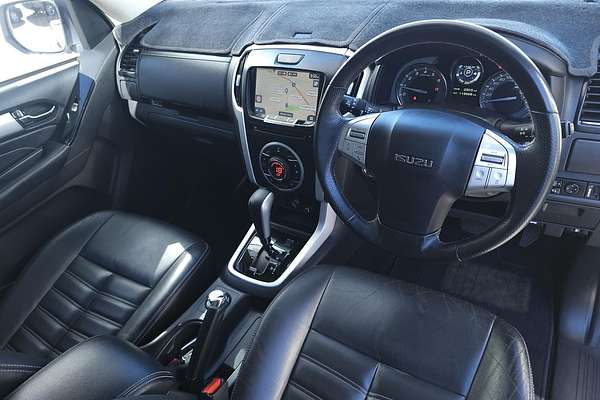 2017 Isuzu MU-X LS-T
