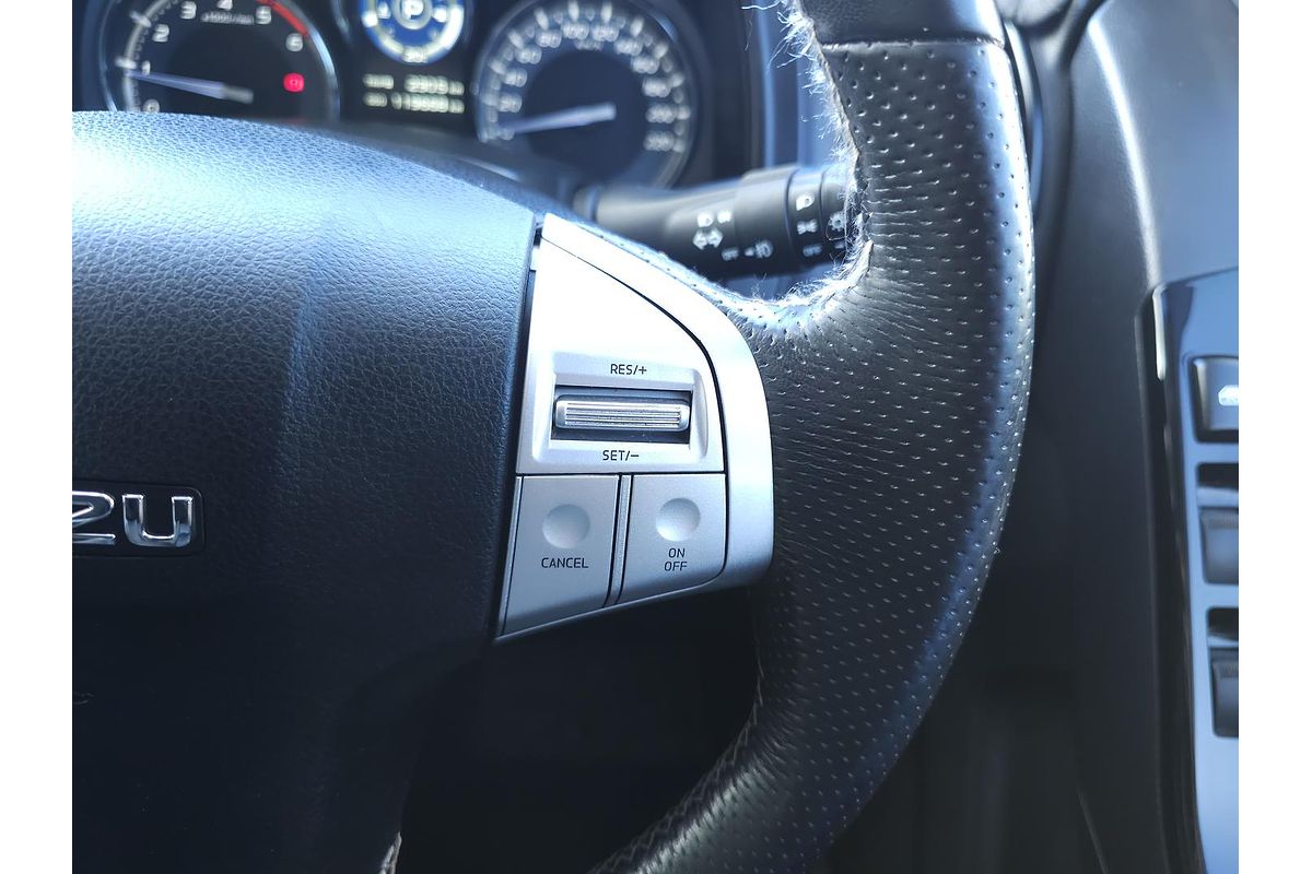 2017 Isuzu MU-X LS-T