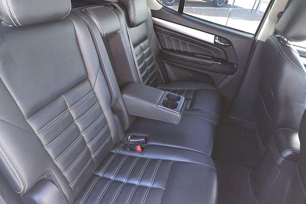 2017 Isuzu MU-X LS-T