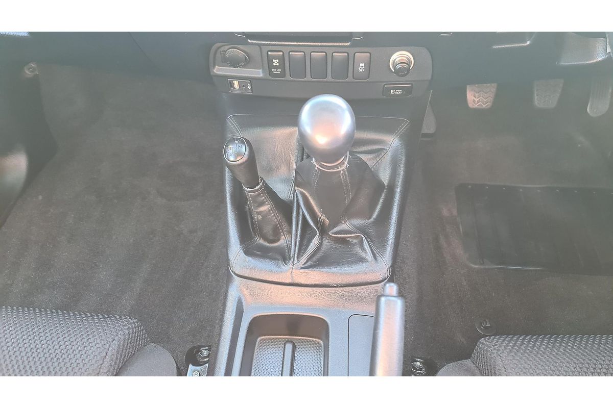 2014 Toyota Hilux SR5 KUN26R 4X4