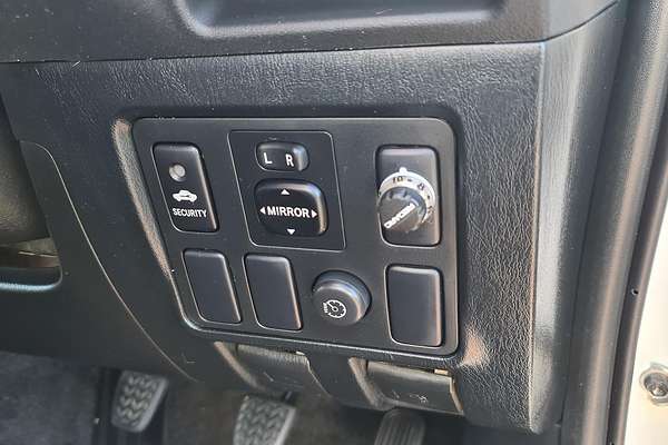 2014 Toyota Hilux SR5 KUN26R 4X4