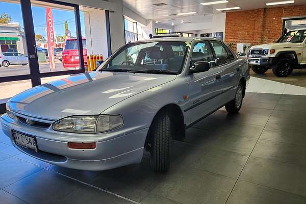 1995 Holden Apollo SLX JM