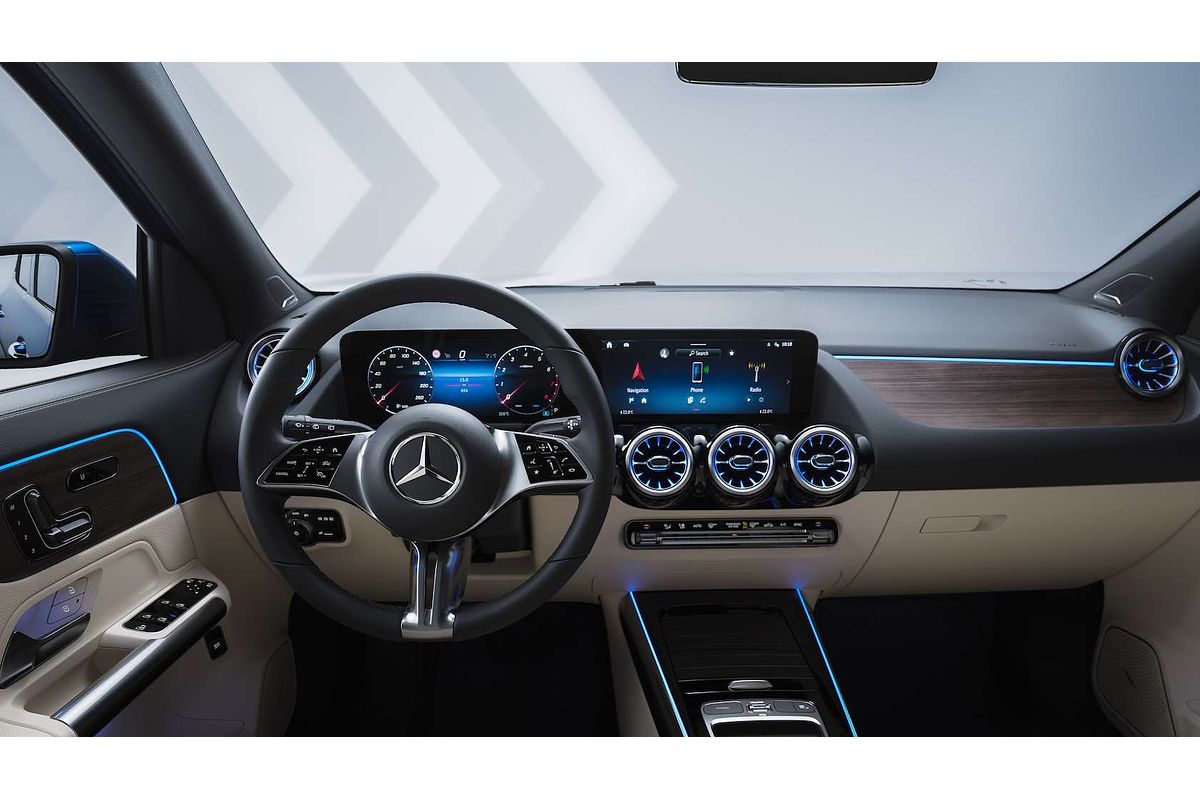 2025 Mercedes-Benz GLA-Class GLA200 H247