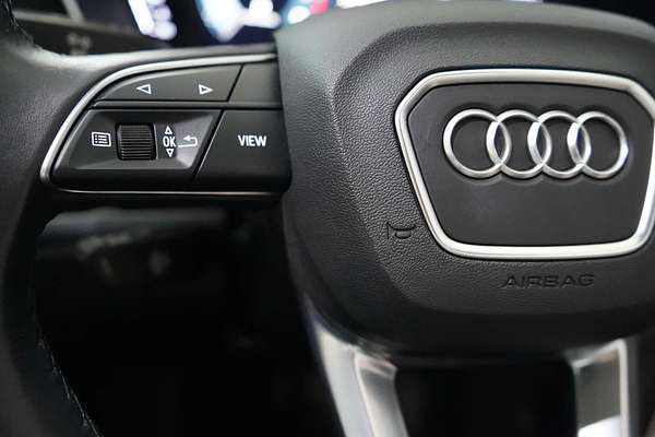 2020 Audi Q3 35 TFSI S line F3