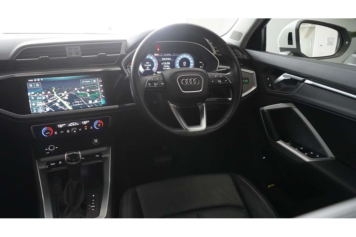 2020 Audi Q3 35 TFSI S line F3