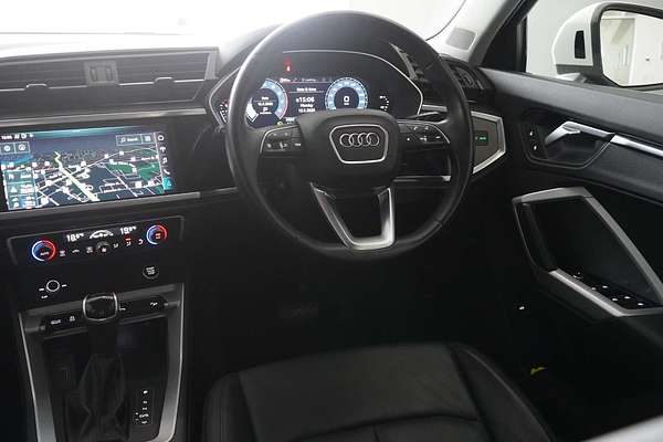 2020 Audi Q3 35 TFSI S line F3