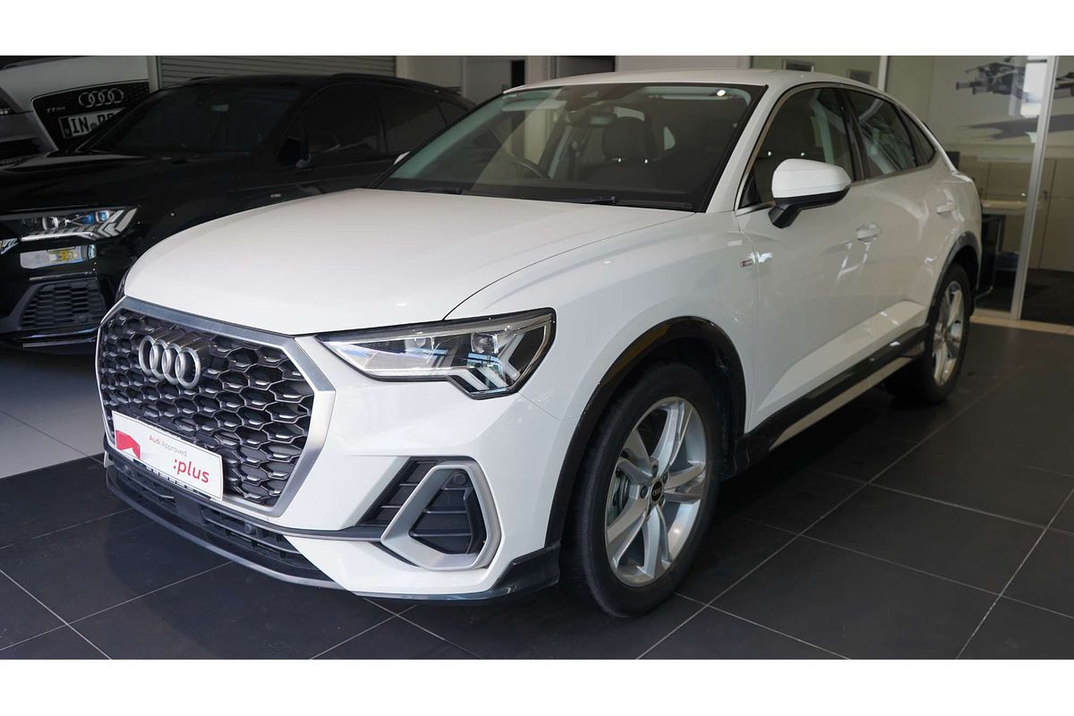 2020 Audi Q3 35 TFSI S line F3