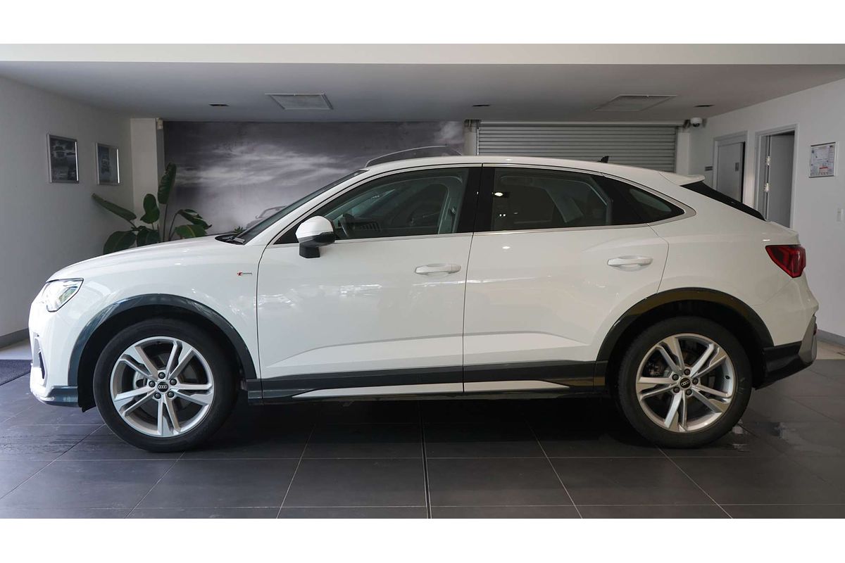 2020 Audi Q3 35 TFSI S line F3