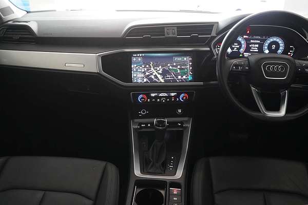 2020 Audi Q3 35 TFSI S line F3