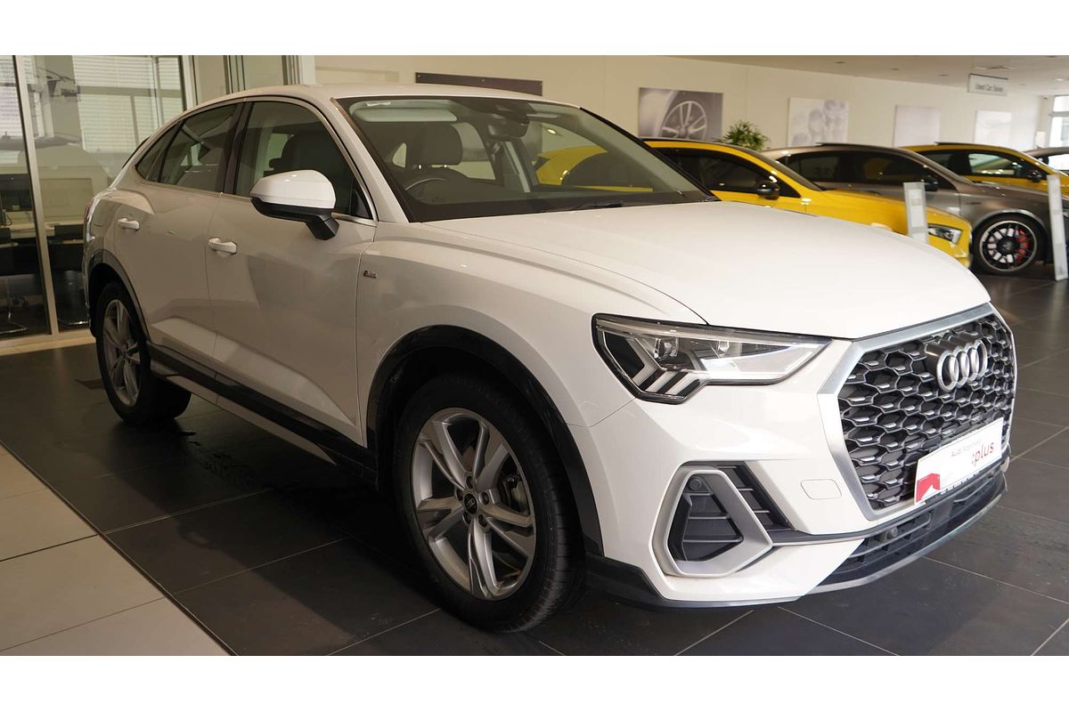 2020 Audi Q3 35 TFSI S line F3