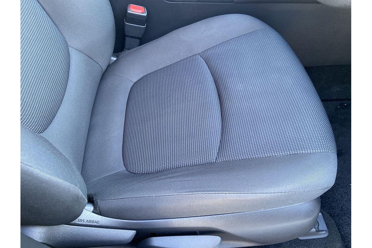 2019 Toyota RAV4 GX MXAA52R
