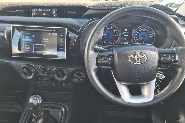 2019 Toyota Hilux SR GUN126R 4X4
