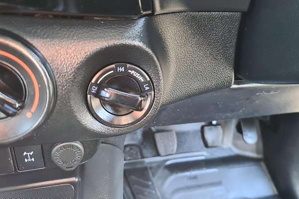2019 Toyota Hilux SR GUN126R 4X4