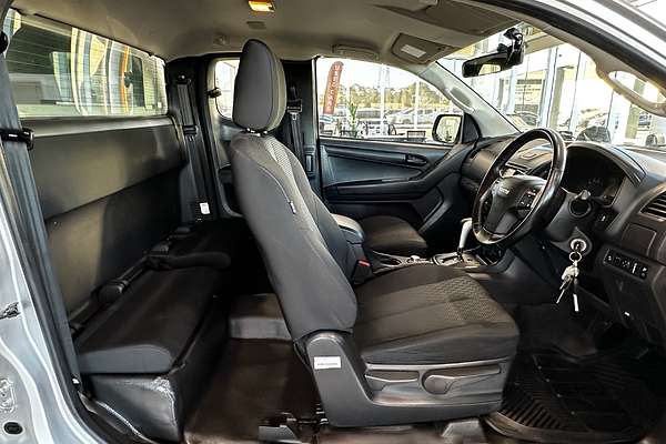 2018 Isuzu D-MAX SX 4X4