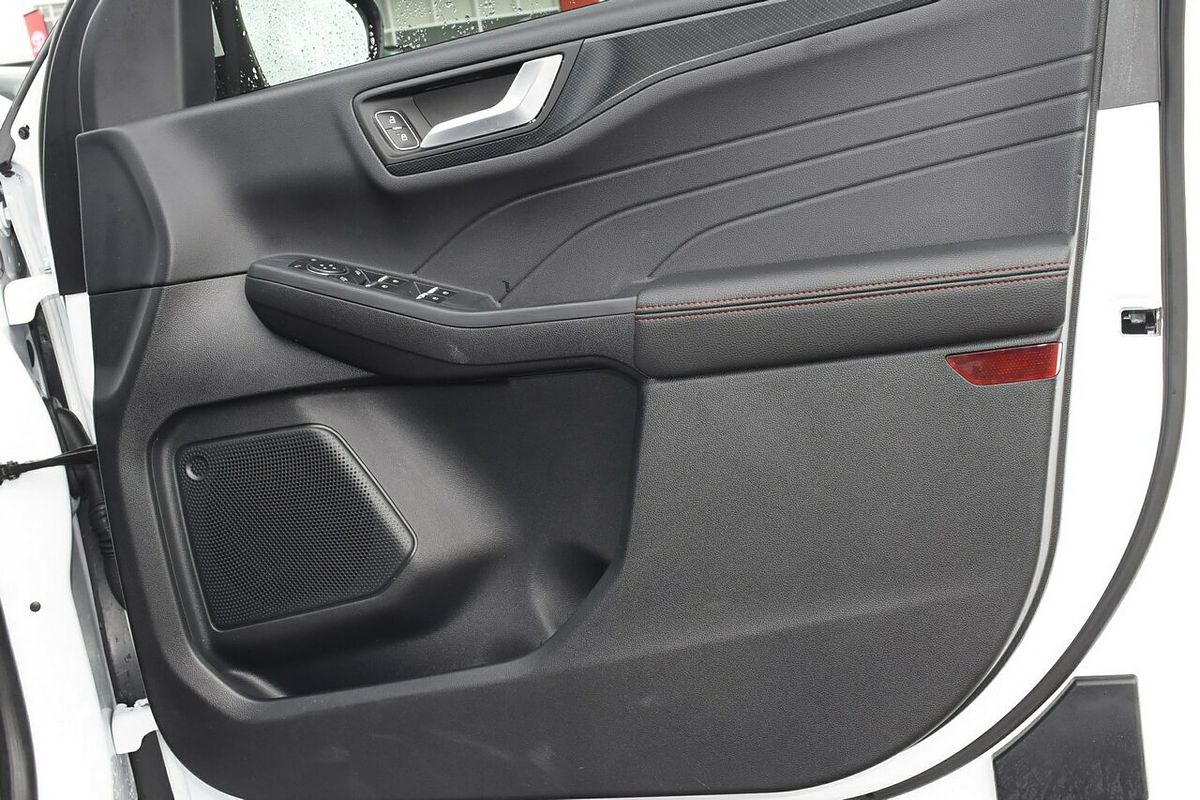 2022 Ford Escape ST-Line ZH