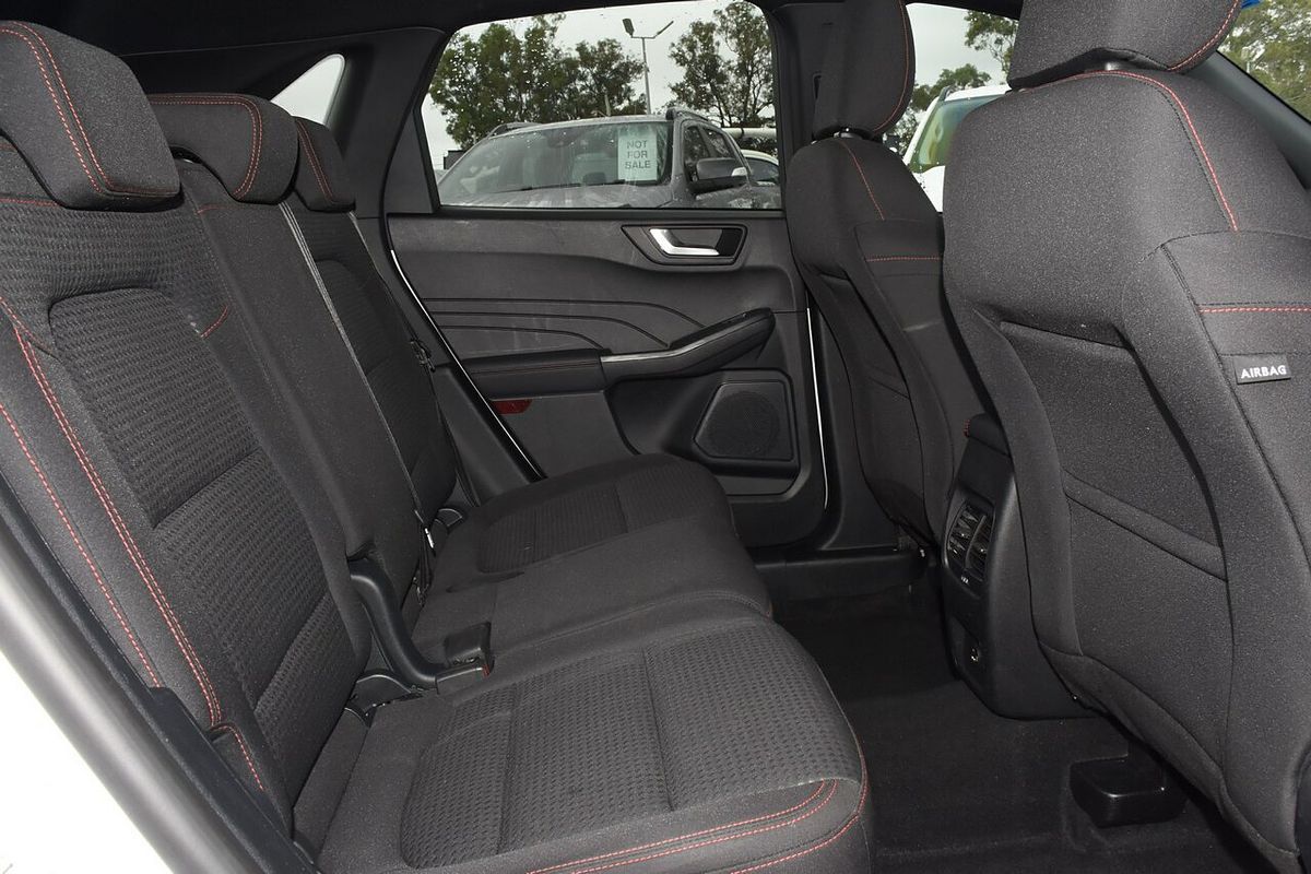 2022 Ford Escape ST-Line ZH