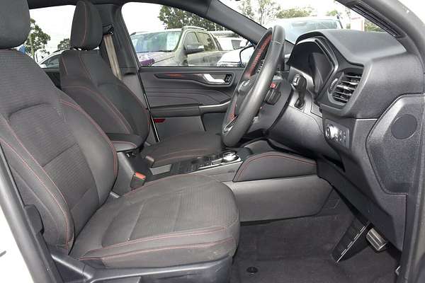 2022 Ford Escape ST-Line ZH