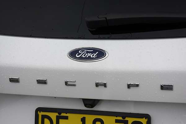 2022 Ford Escape ST-Line ZH