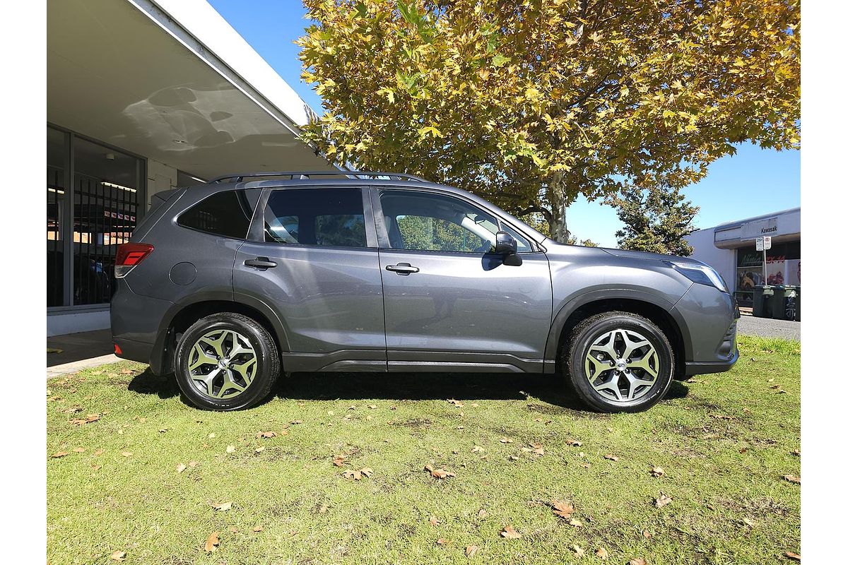 2023 Subaru Forester 2.5i S5