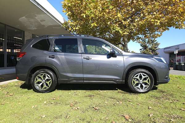 2023 Subaru Forester 2.5i S5