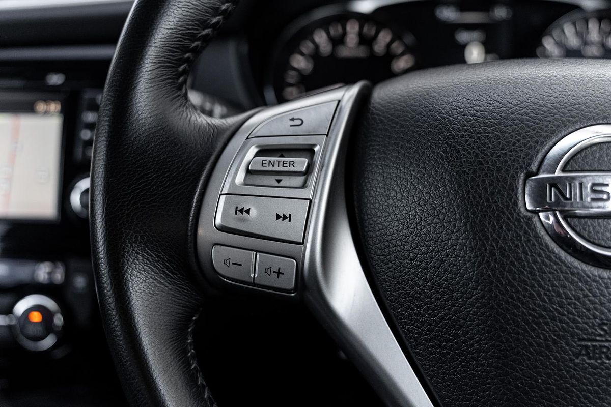 2016 Nissan X-TRAIL ST-L N-SPORT Black T32