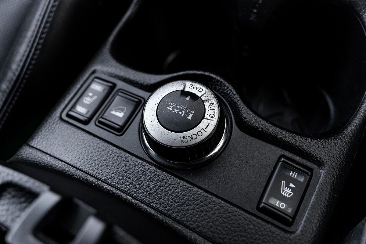 2016 Nissan X-TRAIL ST-L N-SPORT Black T32