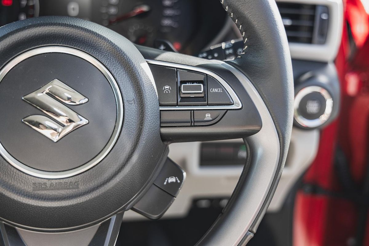 2024 Suzuki Swift Hybrid GLX UZ