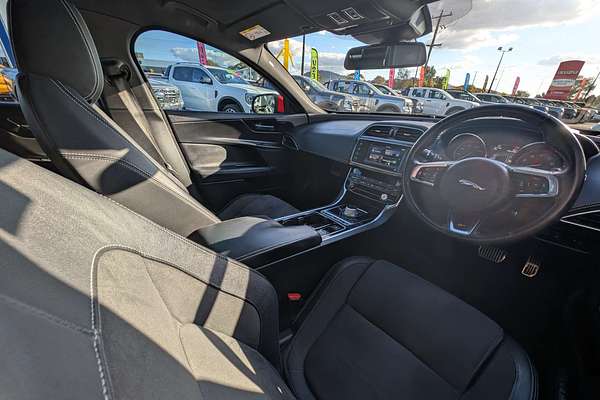 2015 Jaguar XE S X760