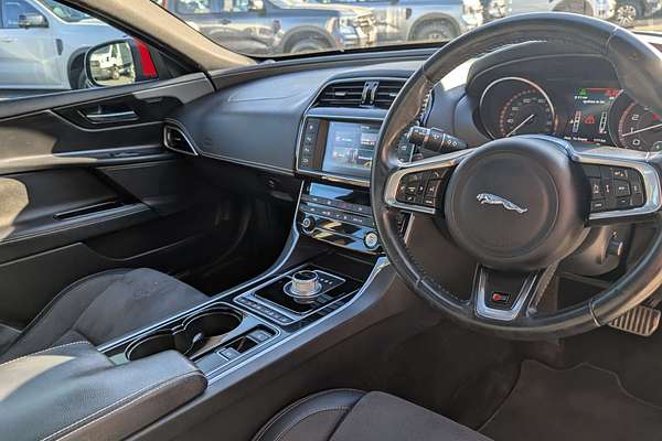 2015 Jaguar XE S X760