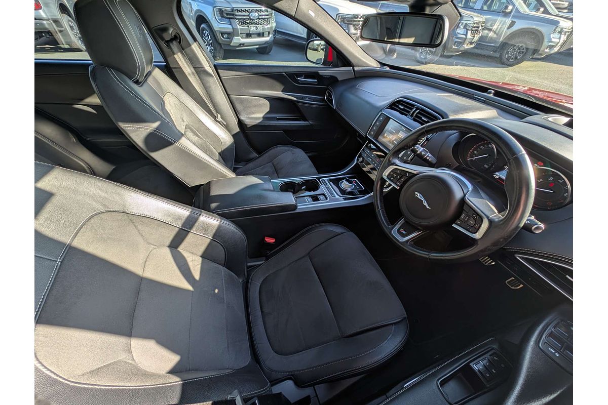 2015 Jaguar XE S X760