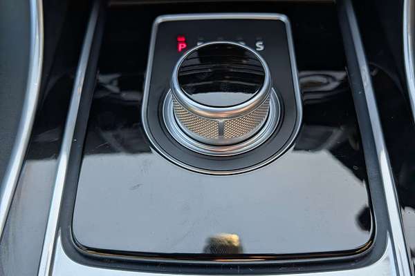 2015 Jaguar XE S X760