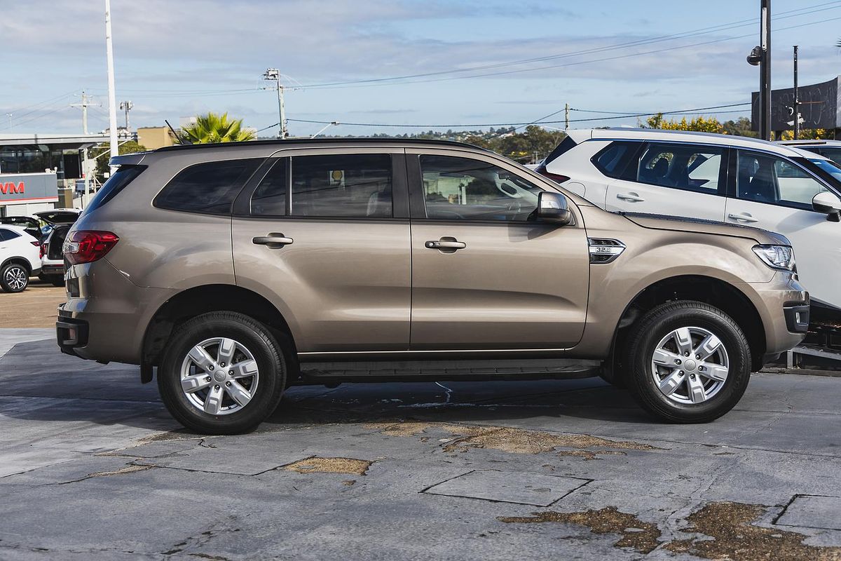 2020 Ford Everest Ambiente UA II L