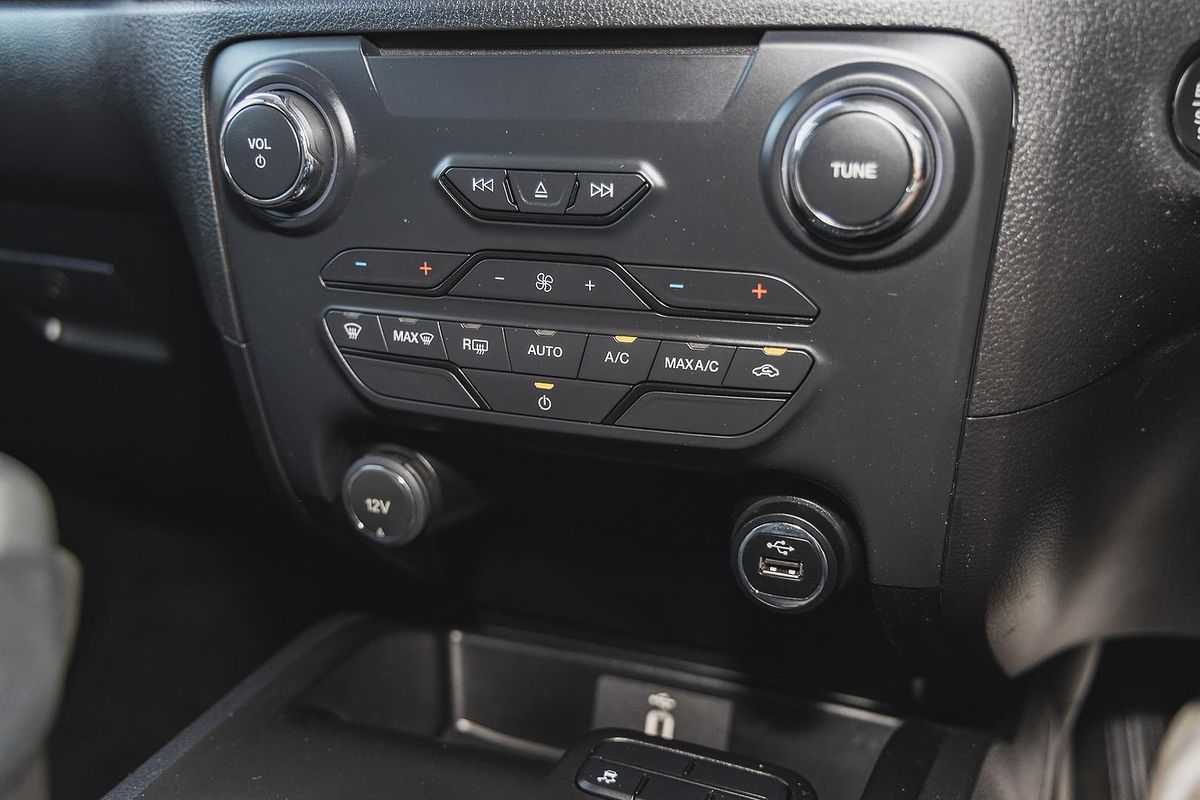 2020 Ford Everest Ambiente UA II L