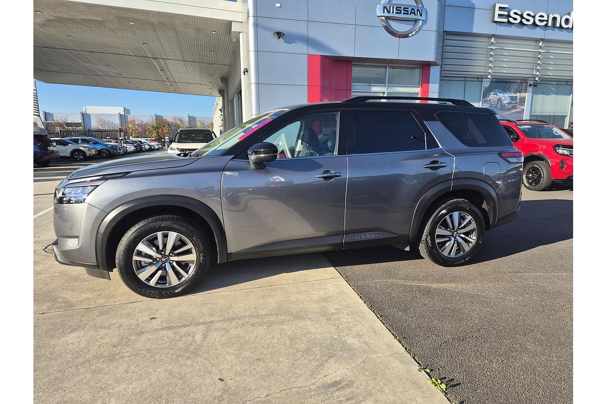 2024 Nissan Pathfinder Ti R53