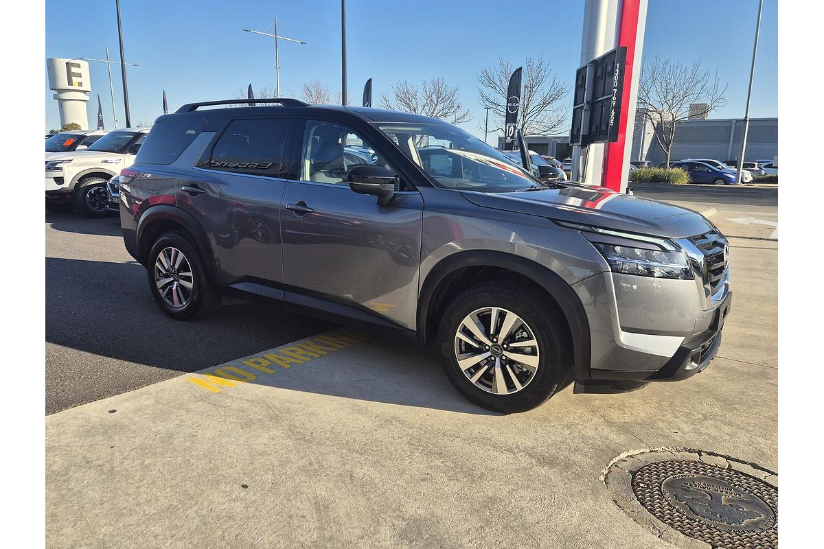 2024 Nissan Pathfinder Ti R53