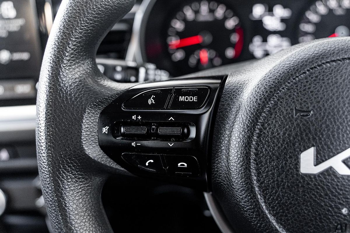2022 Kia Rio S YB