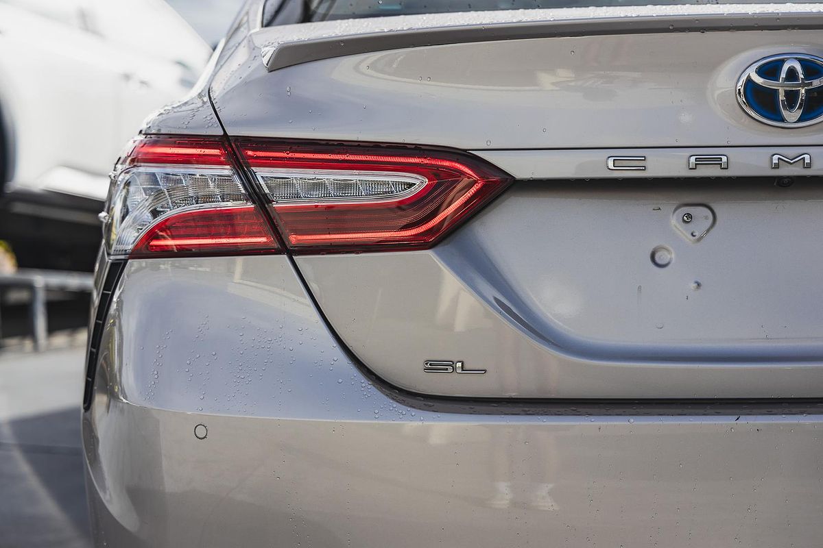 2021 Toyota Camry SL AXVH70R