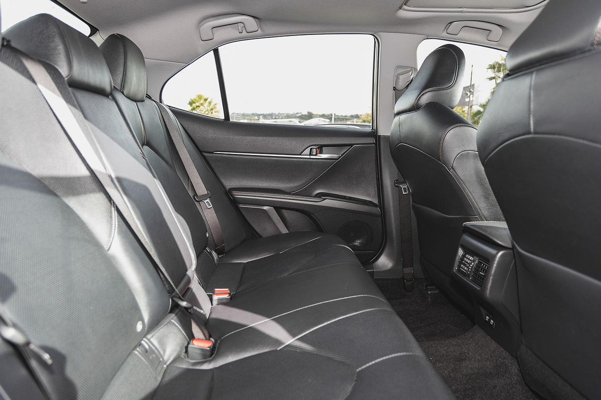 2021 Toyota Camry SL AXVH70R