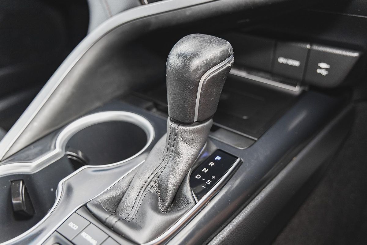 2021 Toyota Camry SL AXVH70R