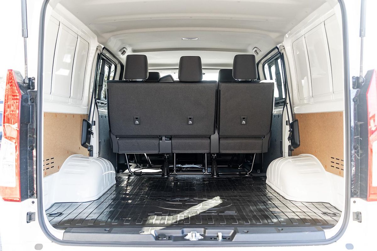 2024 Toyota Hiace GDH300R LWB