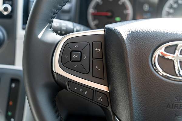 2024 Toyota Hiace GDH300R LWB