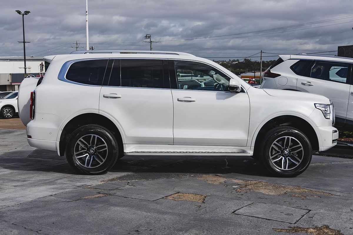 2024 GWM Tank 500 Lux Hybrid P03